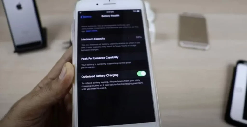 the optimized battery charging feature in iphones