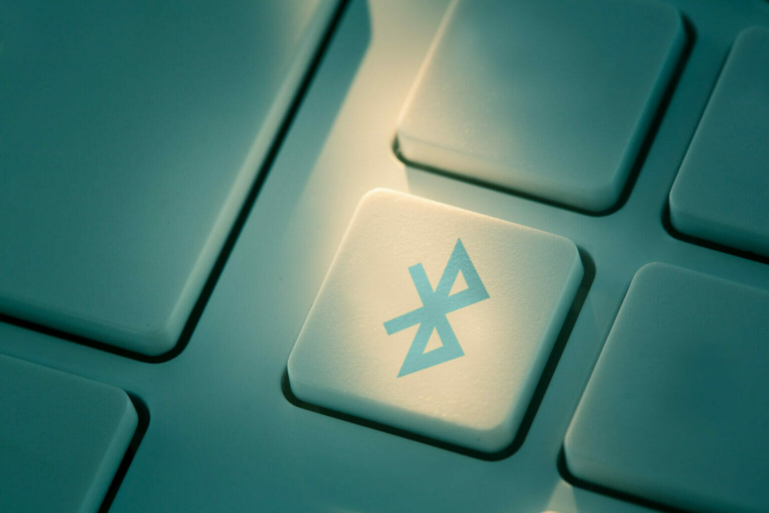 How To Connect HP Wireless Keyboard Without Receiver (Guide)