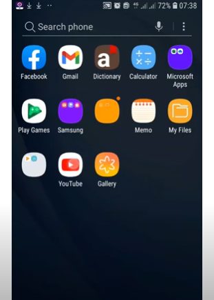 A phone's icons of apps